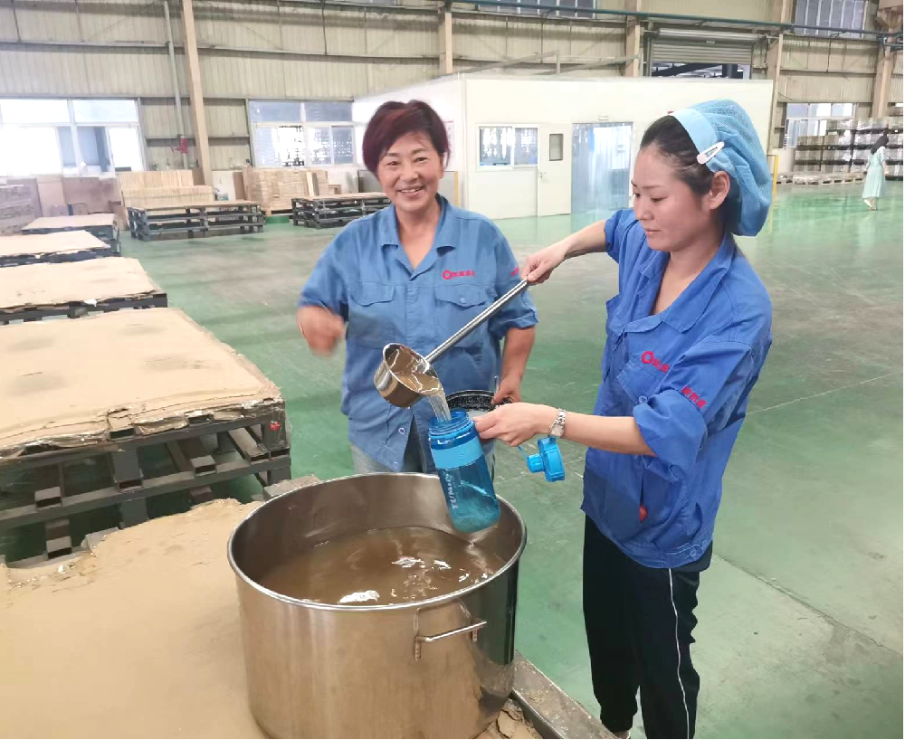 夏季送清涼，關(guān)愛(ài)沁人心